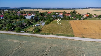 Prodej pozemku 4248 m², Stratov