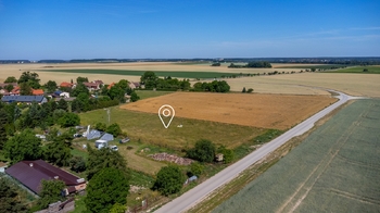 Prodej pozemku 4248 m², Stratov
