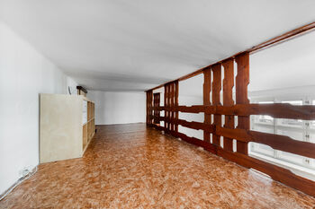 Vestavěné patro - Pronájem bytu 2+kk v osobním vlastnictví 67 m², Praha 7 - Holešovice
