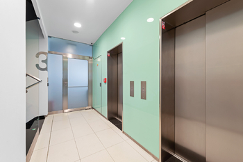 Pronájem kancelářských prostor 353 m², Praha 1 - Nové Město