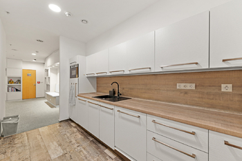 Pronájem kancelářských prostor 353 m², Praha 1 - Nové Město