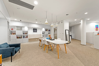 Pronájem kancelářských prostor 353 m², Praha 1 - Nové Město