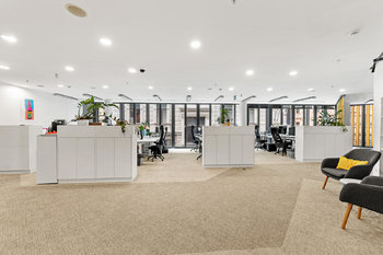 Pronájem kancelářských prostor 353 m², Praha 1 - Nové Město