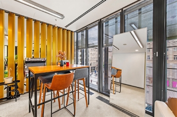 Pronájem kancelářských prostor 353 m², Praha 1 - Nové Město