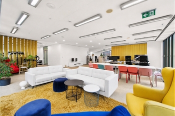 Pronájem kancelářských prostor 353 m², Praha 1 - Nové Město