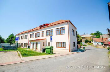 Prodej pozemku 1059 m², Tuklaty
