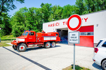 Prodej pozemku 1368 m², Tuklaty