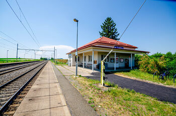 Prodej pozemku 1368 m², Tuklaty