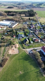Prodej pozemku 1215 m², Narysov