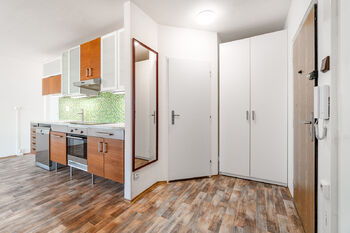 Prodej bytu 2+kk v osobním vlastnictví 62 m², Praha 6 - Řepy