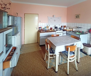 Všechny místnosti jsou prostorné, - Prodej domu 94 m², Lužná