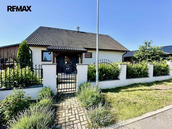 Pronájem domu 90 m², Hatín
