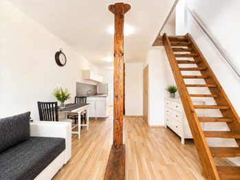 Pronájem bytu 2+kk v družstevním vlastnictví 47 m², Praha 4 - Nusle