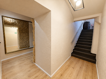 Pronájem restaurace 170 m², Praha 2 - Vinohrady