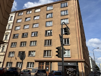 Prodej bytu 2+1 v osobním vlastnictví 60 m², Praha 3 - Vinohrady