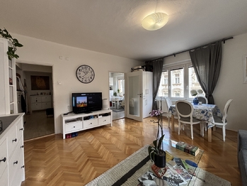 Prodej bytu 2+1 v osobním vlastnictví 60 m², Praha 3 - Vinohrady