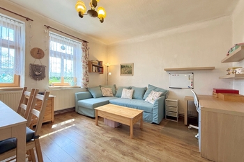 Obývací pokoj 3 - Prodej domu 86 m², Studená