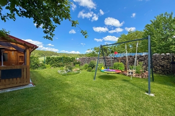 Dětský koutek - Prodej domu 86 m², Studená