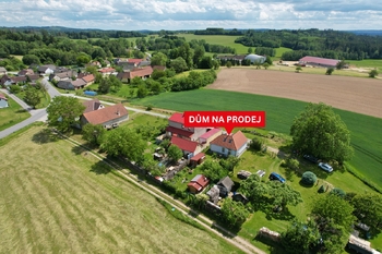 Pohled letecký zadní - Prodej domu 86 m², Studená