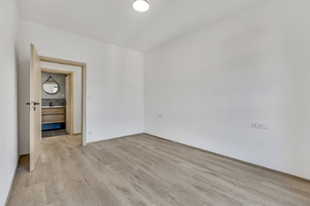 Pronájem bytu 2+kk v osobním vlastnictví 43 m², Hořovice