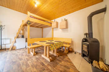Prodej zemědělského objektu 467 m², Mírov
