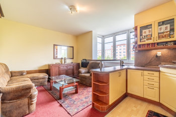 Prodej bytu 1+kk v osobním vlastnictví 27 m², Praha 10 - Záběhlice