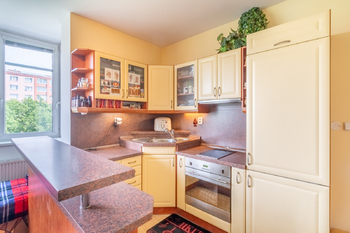 Prodej bytu 1+kk v osobním vlastnictví 27 m², Praha 10 - Záběhlice