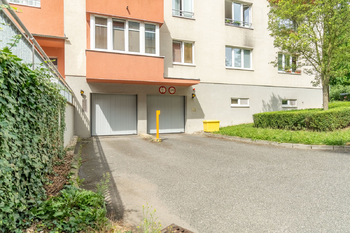 Prodej bytu 1+kk v osobním vlastnictví 27 m², Praha 10 - Záběhlice
