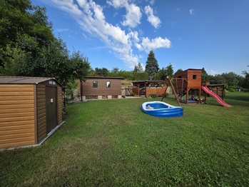 Prodej pozemku 451 m², Žatec