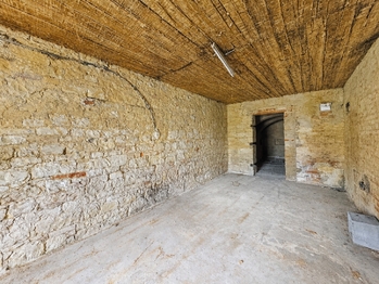 Prodej domu 512 m², Zálužice
