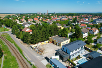areál z dronu - Prodej obchodních prostor, Kostelec nad Labem