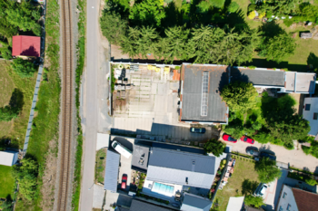 areál z dronu - Prodej obchodních prostor, Kostelec nad Labem