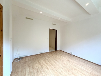 Prodej bytu 2+1 v osobním vlastnictví 61 m², Klášterec nad Ohří