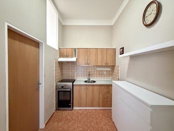 Prodej nájemního (činžovního) domu 156 m², Chomutov