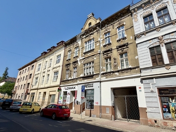Prodej nájemního (činžovního) domu 156 m², Chomutov
