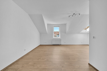 Pronájem bytu 1+kk v osobním vlastnictví 46 m², Milovice