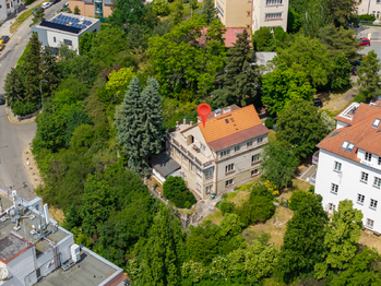 Prodej domu 200 m², Praha 4 - Podolí