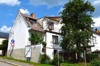 Pohled na dům, zadní strana - Prodej domu 130 m², Písek