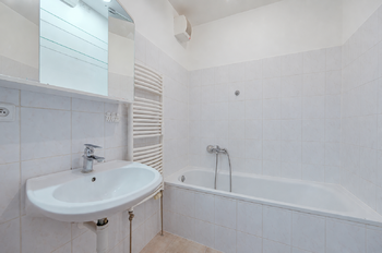 Pronájem bytu 2+1 v družstevním vlastnictví 67 m², Aš