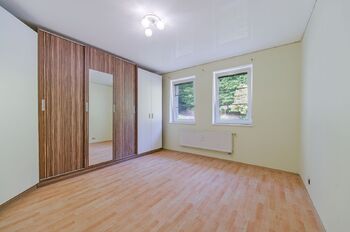 Pronájem bytu 2+1 v družstevním vlastnictví 67 m², Aš