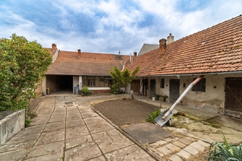Prodej pozemku 1683 m², Klobouky u Brna