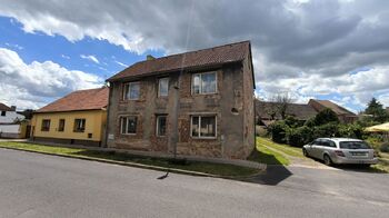 Prodej domu 140 m², Vroutek