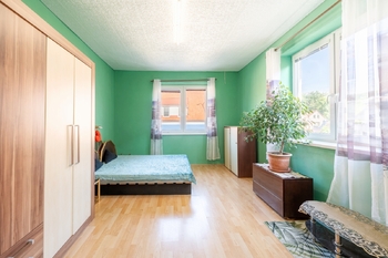 Ložnice v patře - Prodej domu 107 m², Koryčany