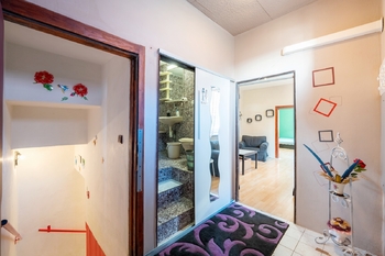 Chodba v patře - Prodej domu 107 m², Koryčany