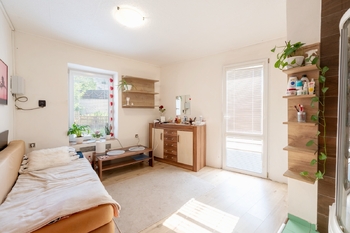 Garsoniéra v přízemí  - Prodej domu 107 m², Koryčany