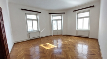 Pokoj s balkonem - Prodej bytu 3+1 v osobním vlastnictví 120 m², Prostějov