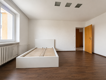 Pronájem bytu 3+1 v osobním vlastnictví 74 m², Plzeň