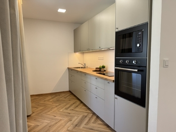 Pronájem bytu 2+kk v osobním vlastnictví 53 m², Děčín