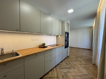 Pronájem bytu 2+kk v osobním vlastnictví 53 m², Děčín