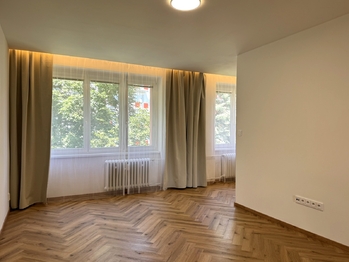 Pronájem bytu 2+kk v osobním vlastnictví 53 m², Děčín
